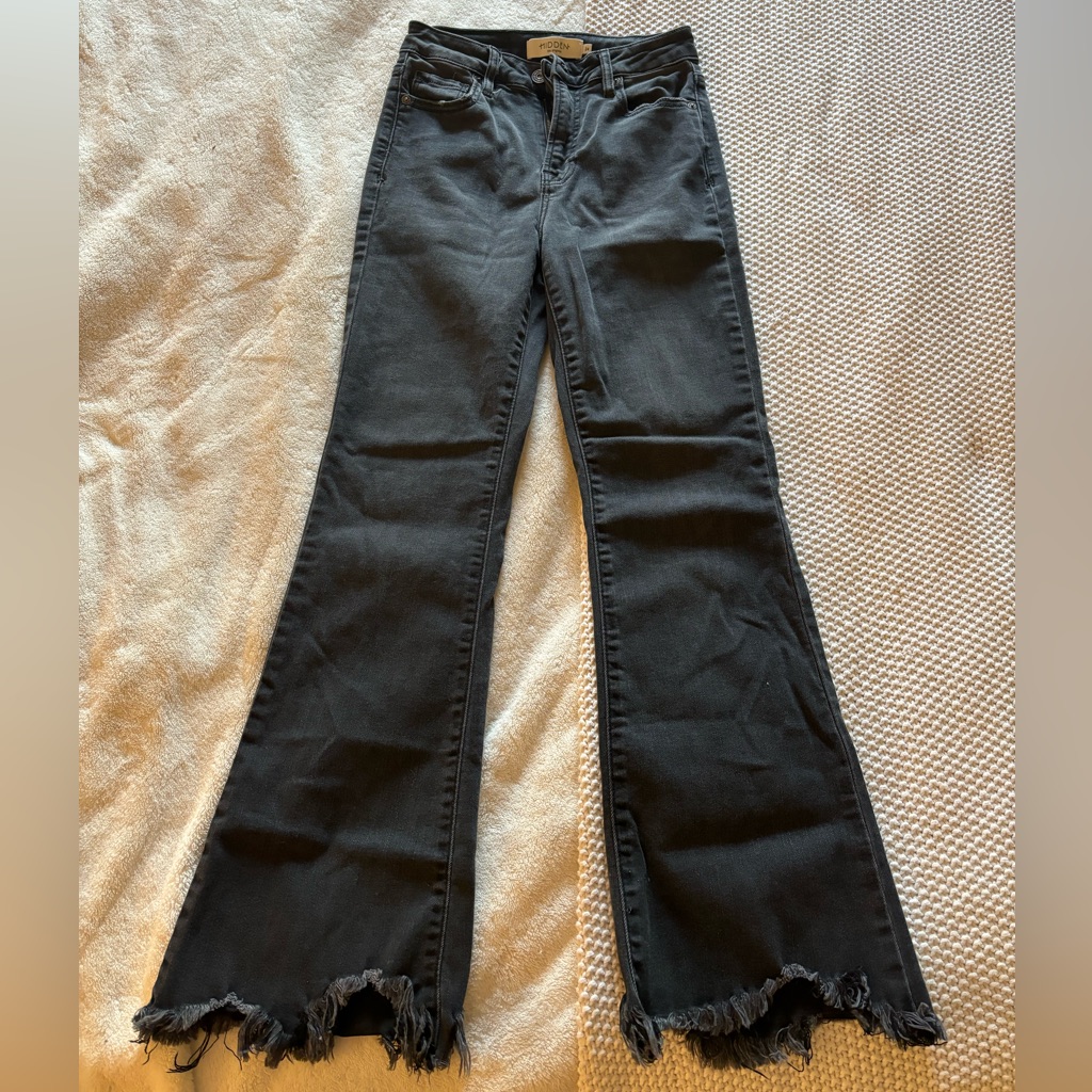 Women’s Flare Jeans